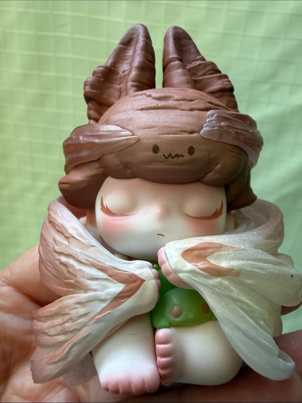 New DIMOO Pop Mart World Weathered Rock Figurine - Pink Brown with Card